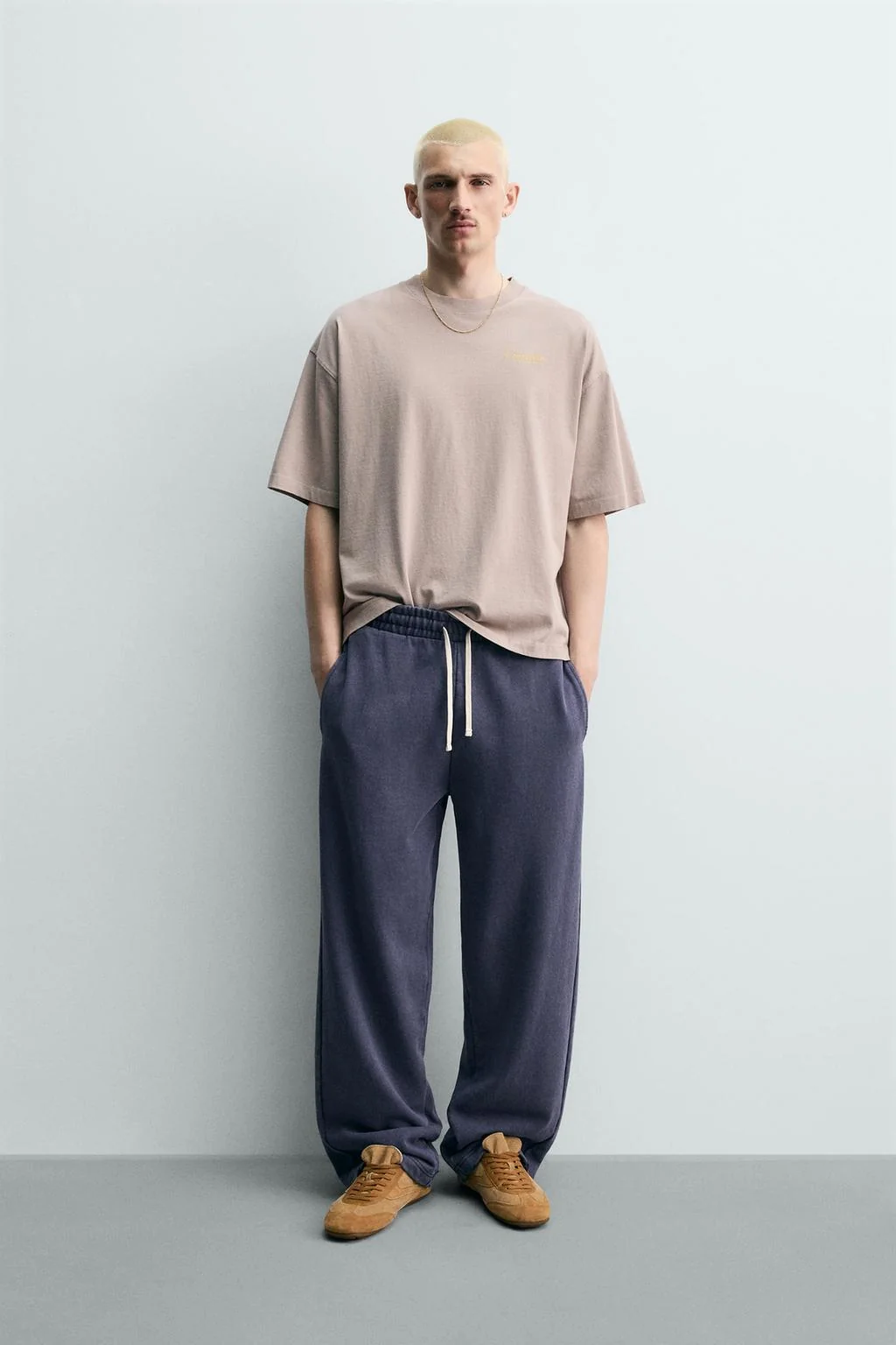 ФУТБОЛКА С НАПЕЧАТАННЫМ СЛОГАНОМ