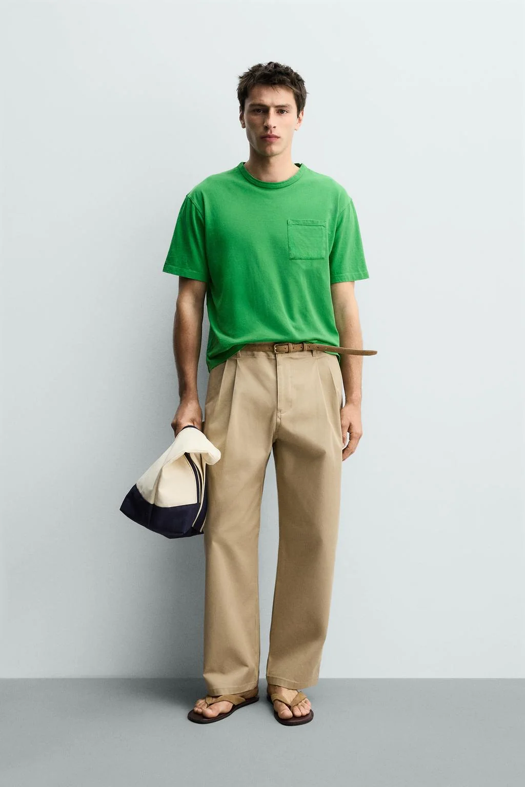 ФУТБОЛКА С КАРМАНАМИ СВОБОДНОГО КРОЯ