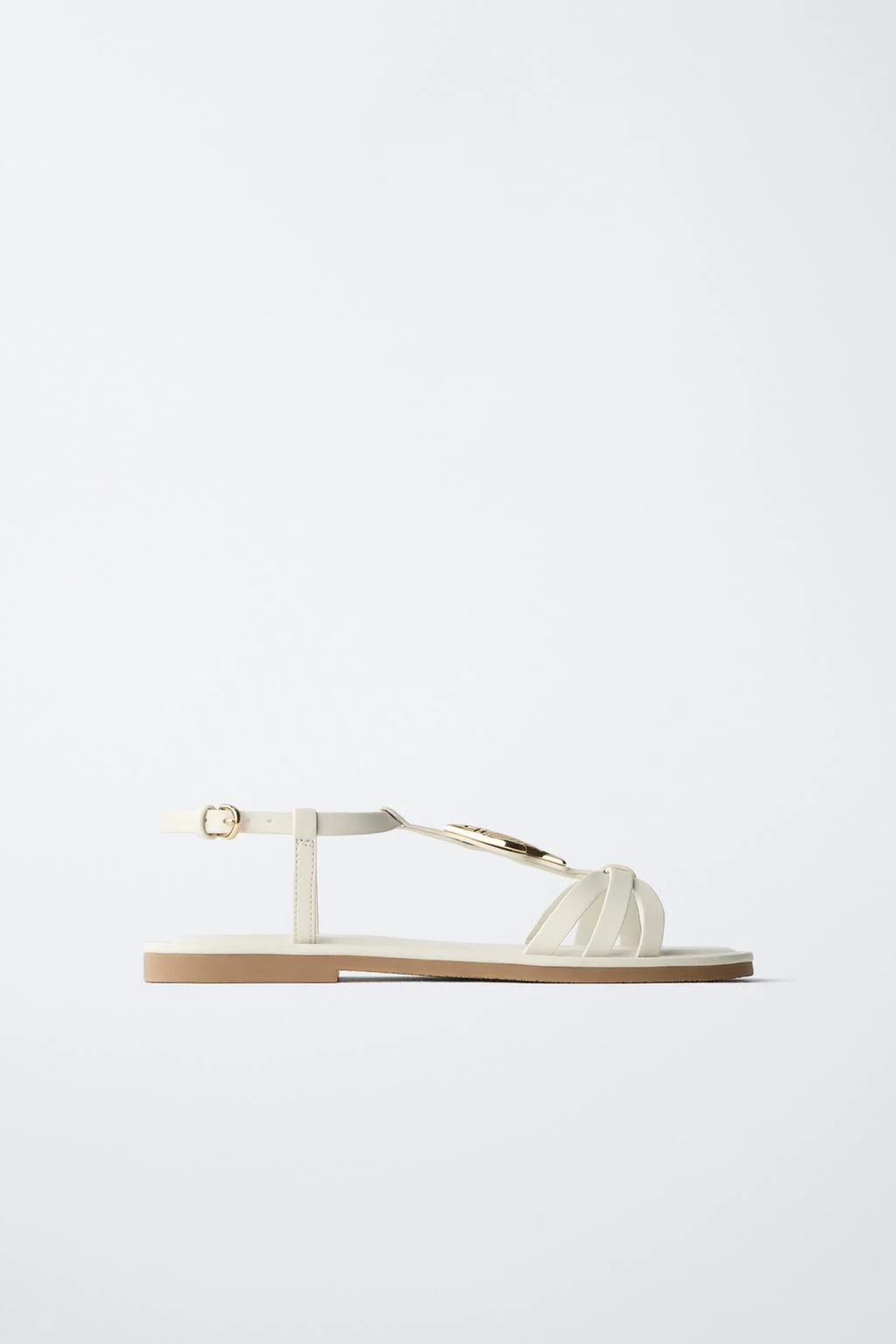 САНДАЛИ НА РЕМНЯХ