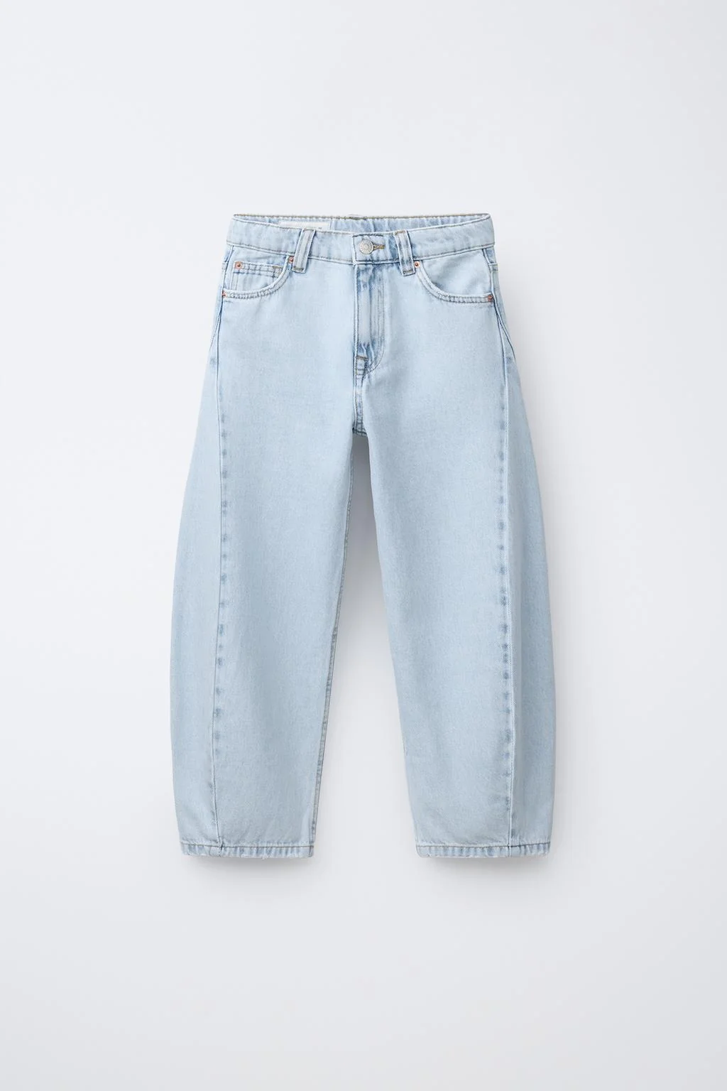 ДЖИНСЫ С РАСШИРЕННЫМИ ШТАНИНАМИ