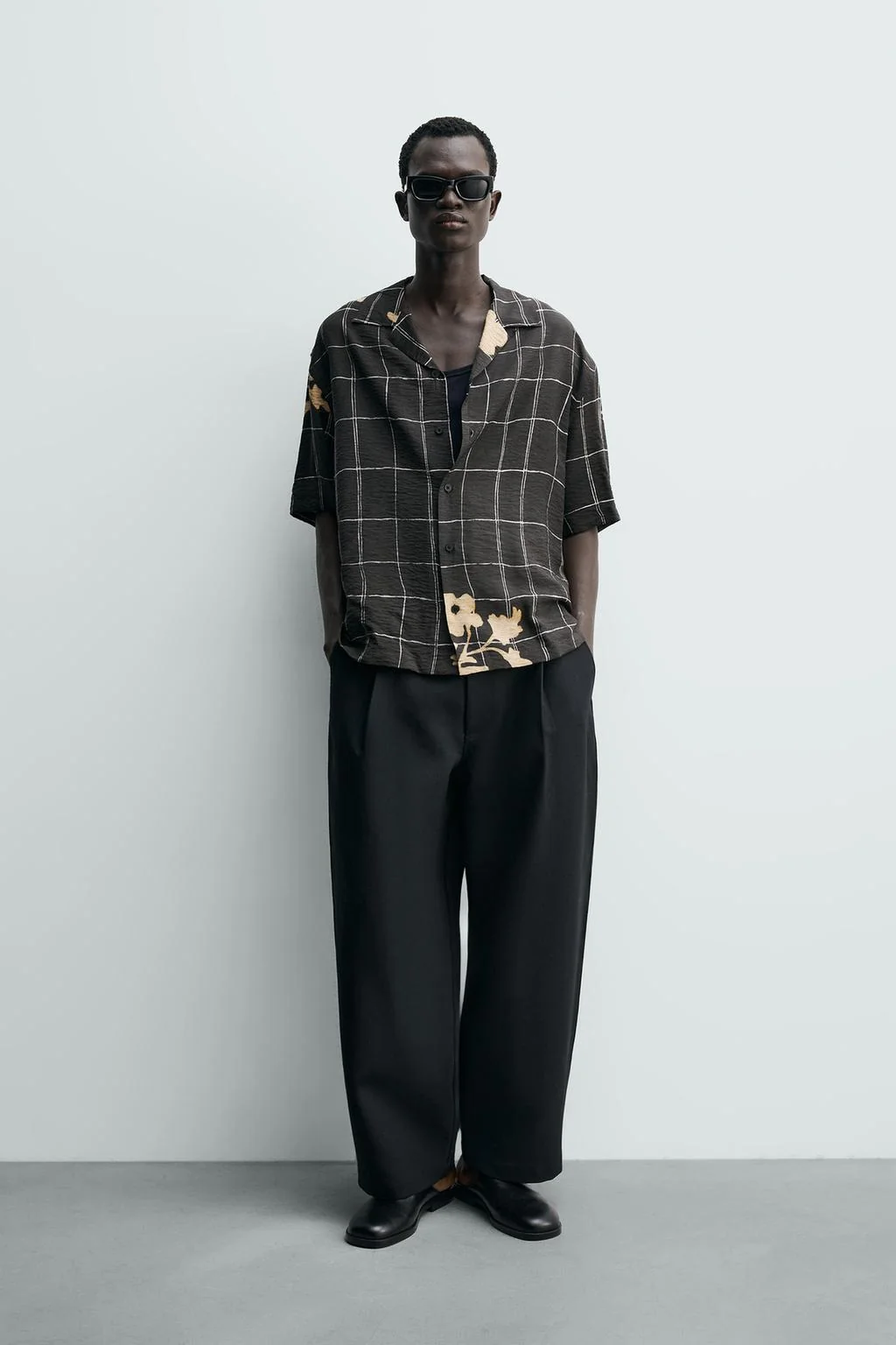 ПЛАТЬЕ С ДЛИННЫМИ РУКАВАМИ С КОНТРАСТНЫМ ПРИНТОМ