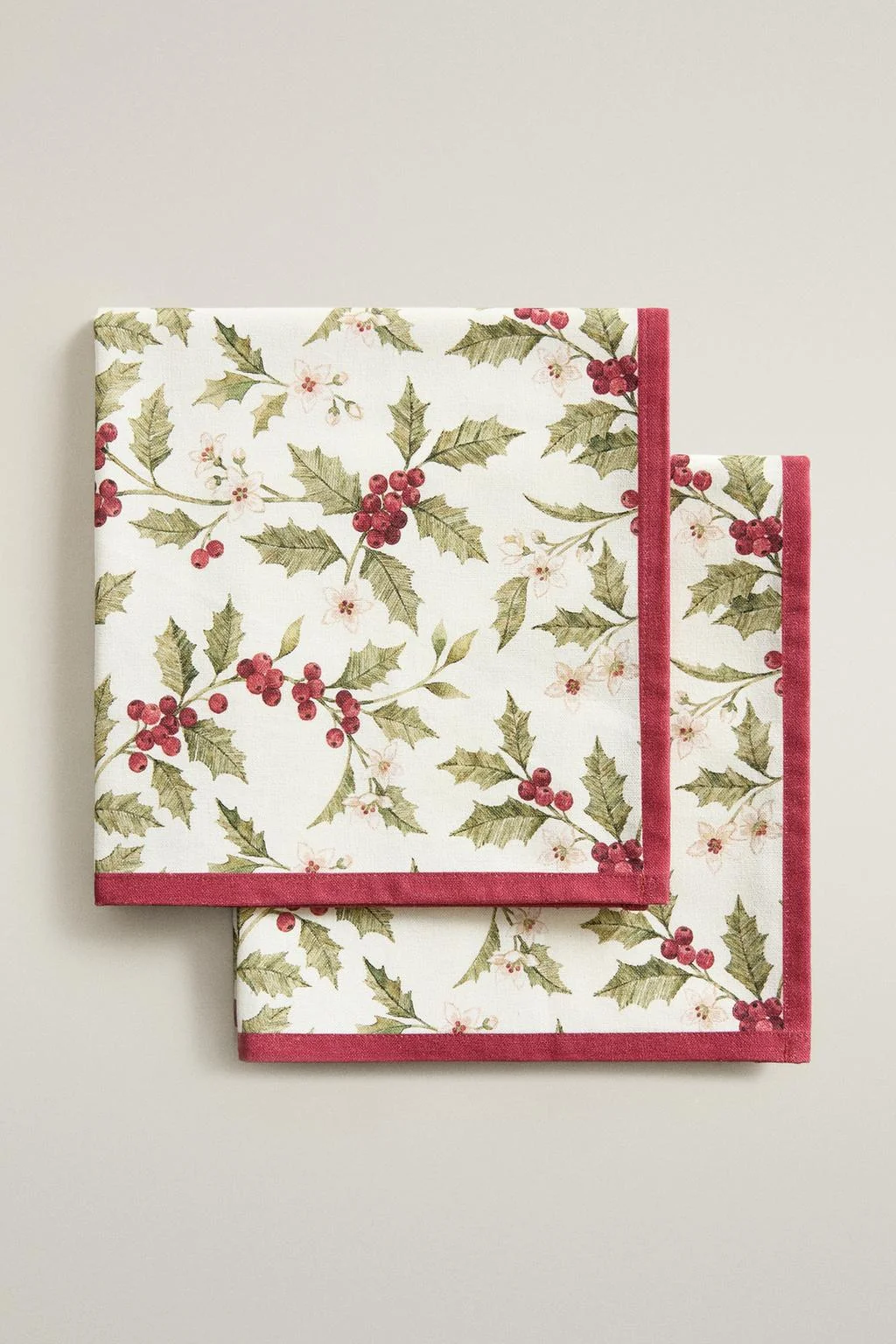Хлопковые салфетки с рождественским остролистом (комплект из 2)