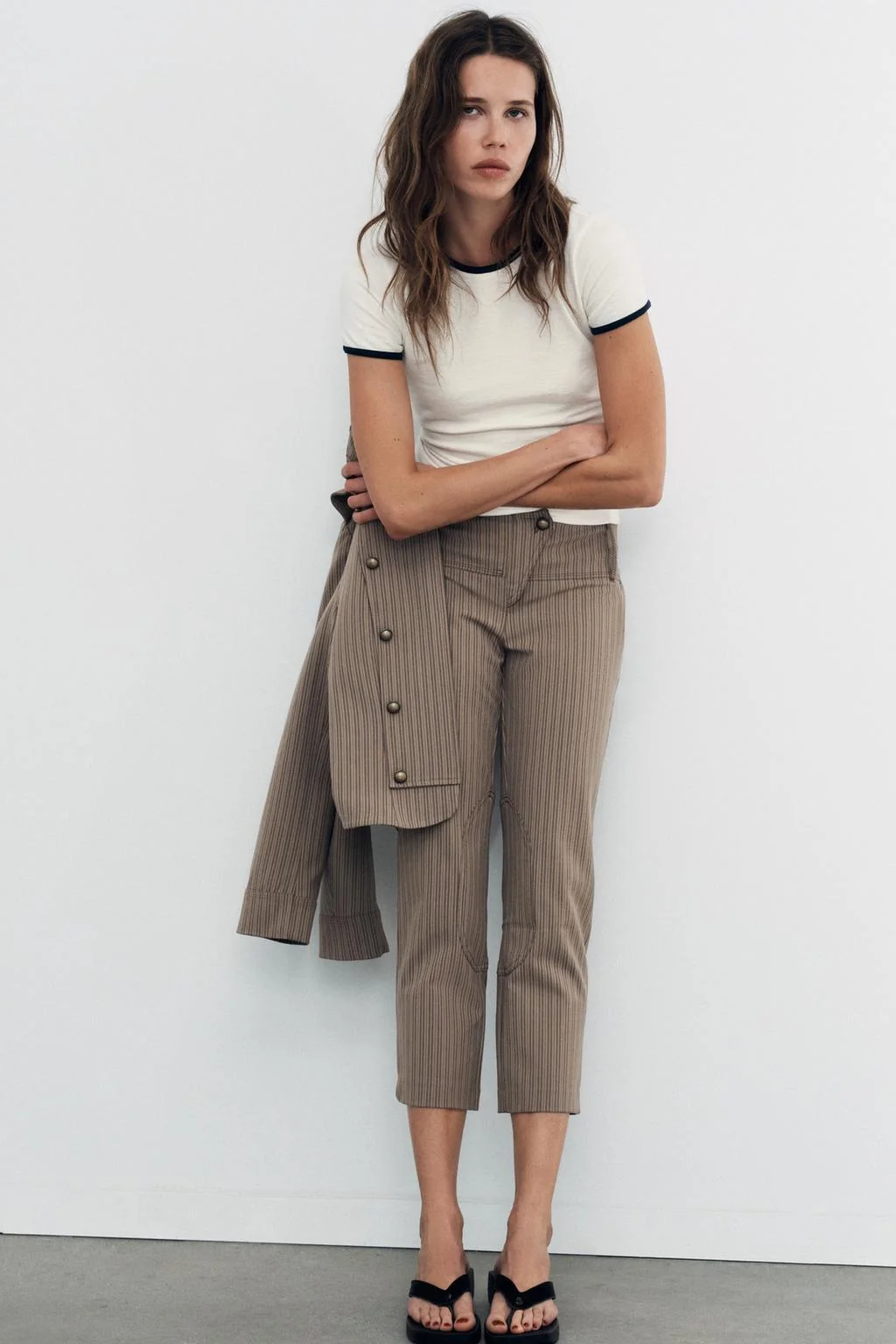 Капри с косыми полосками