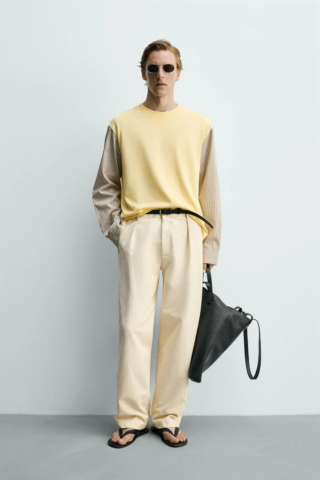 RELAXED FIT T-SHIRT WITH CONTRAST SLEEVES