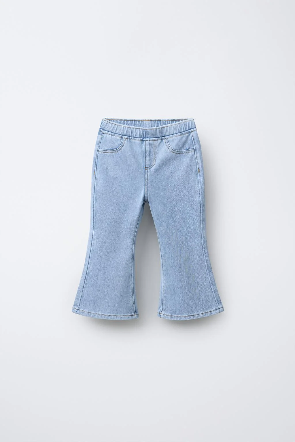 Джинсовые леггинсы с расклешёнными штанинами