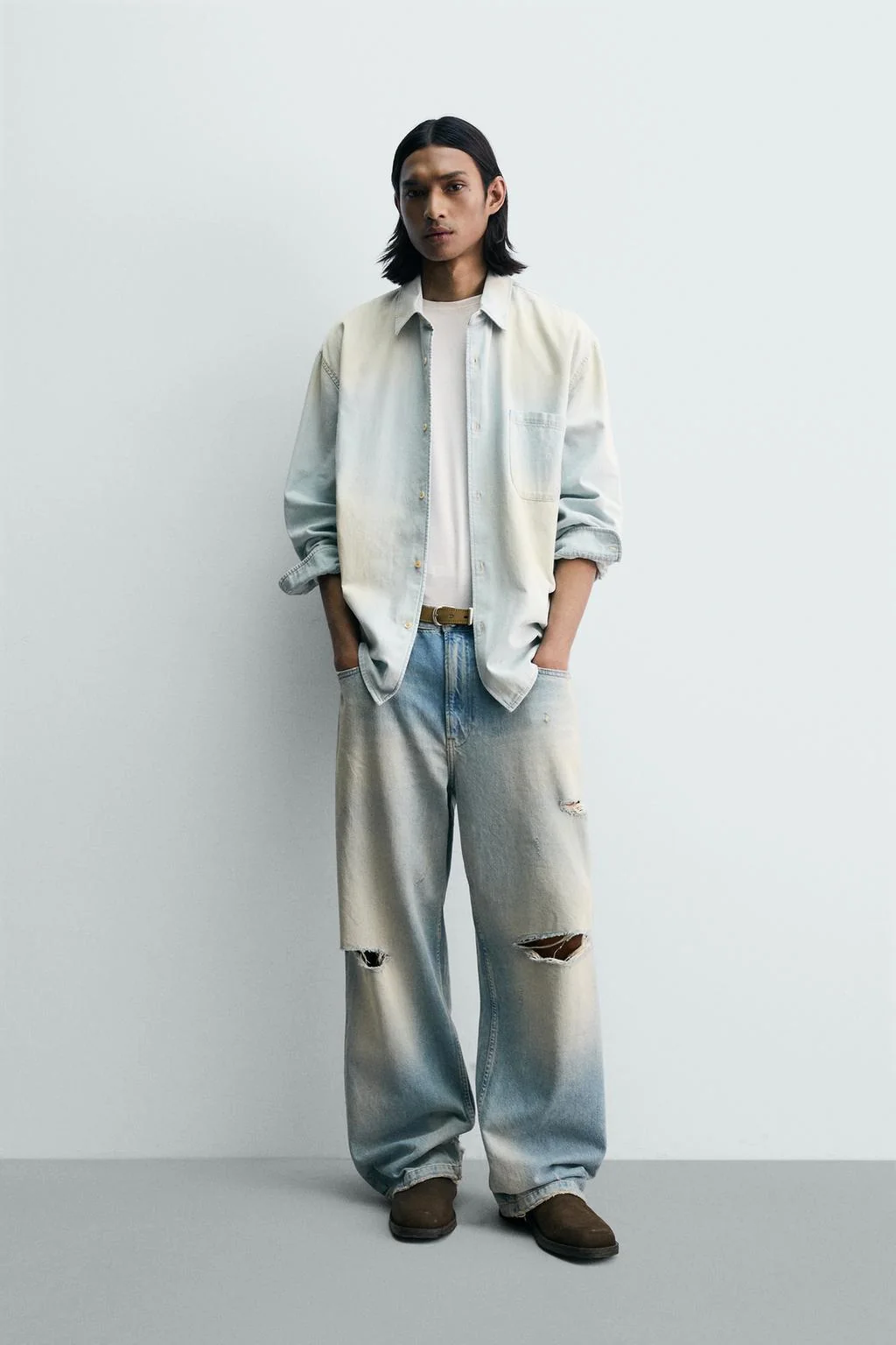 VINTAGE-EFFECT WASHED DENIM SHIRT