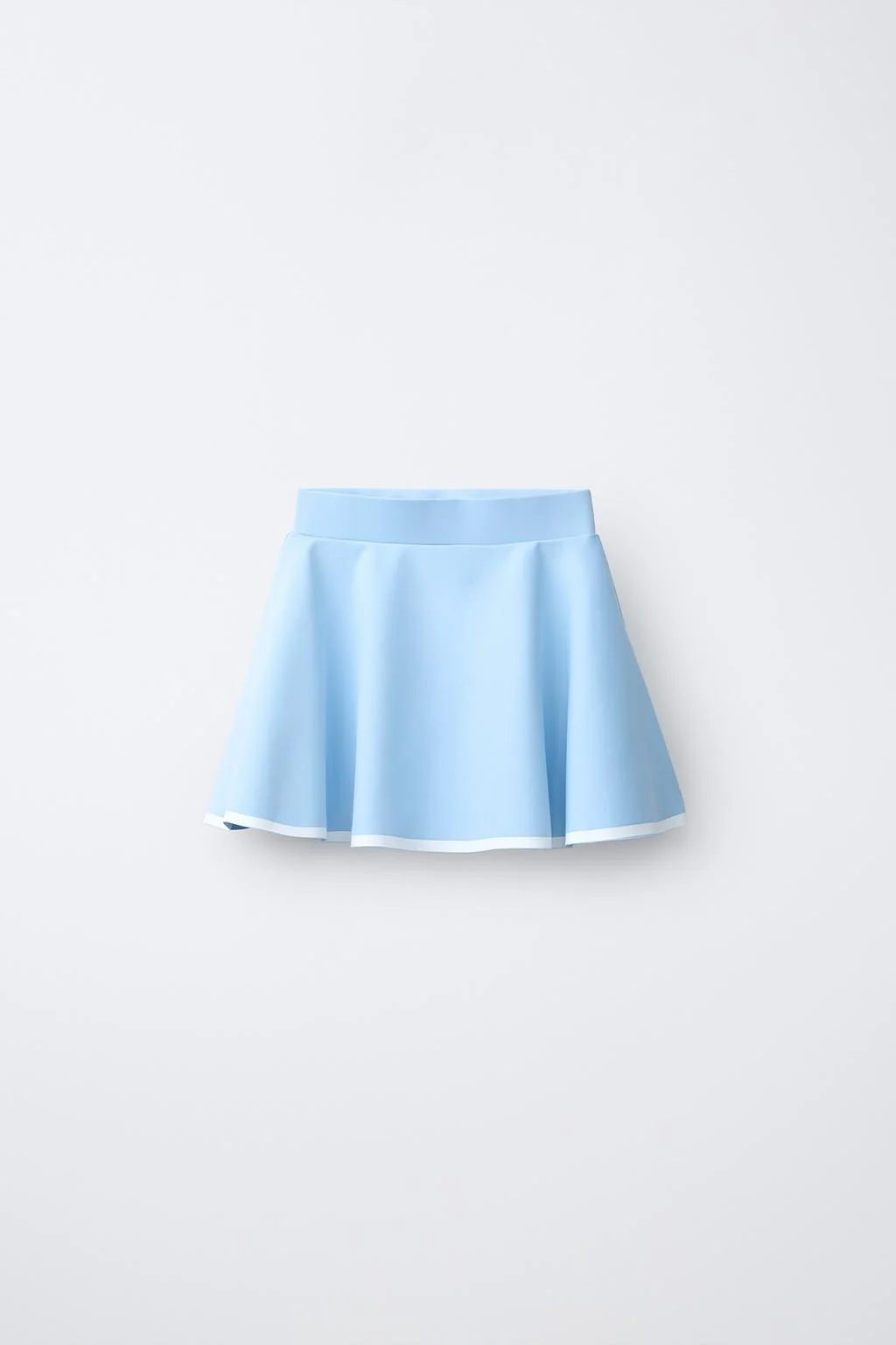 SPORTY RUFFLED BERMUDA SKORT