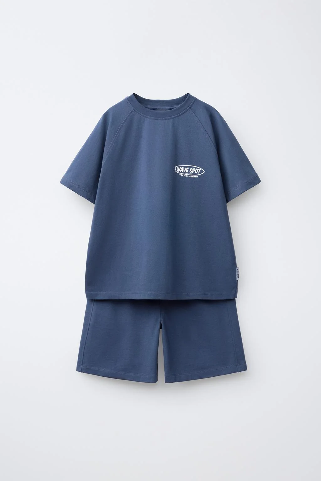 T-SHIRT AND BERMUDA SHORTS SET