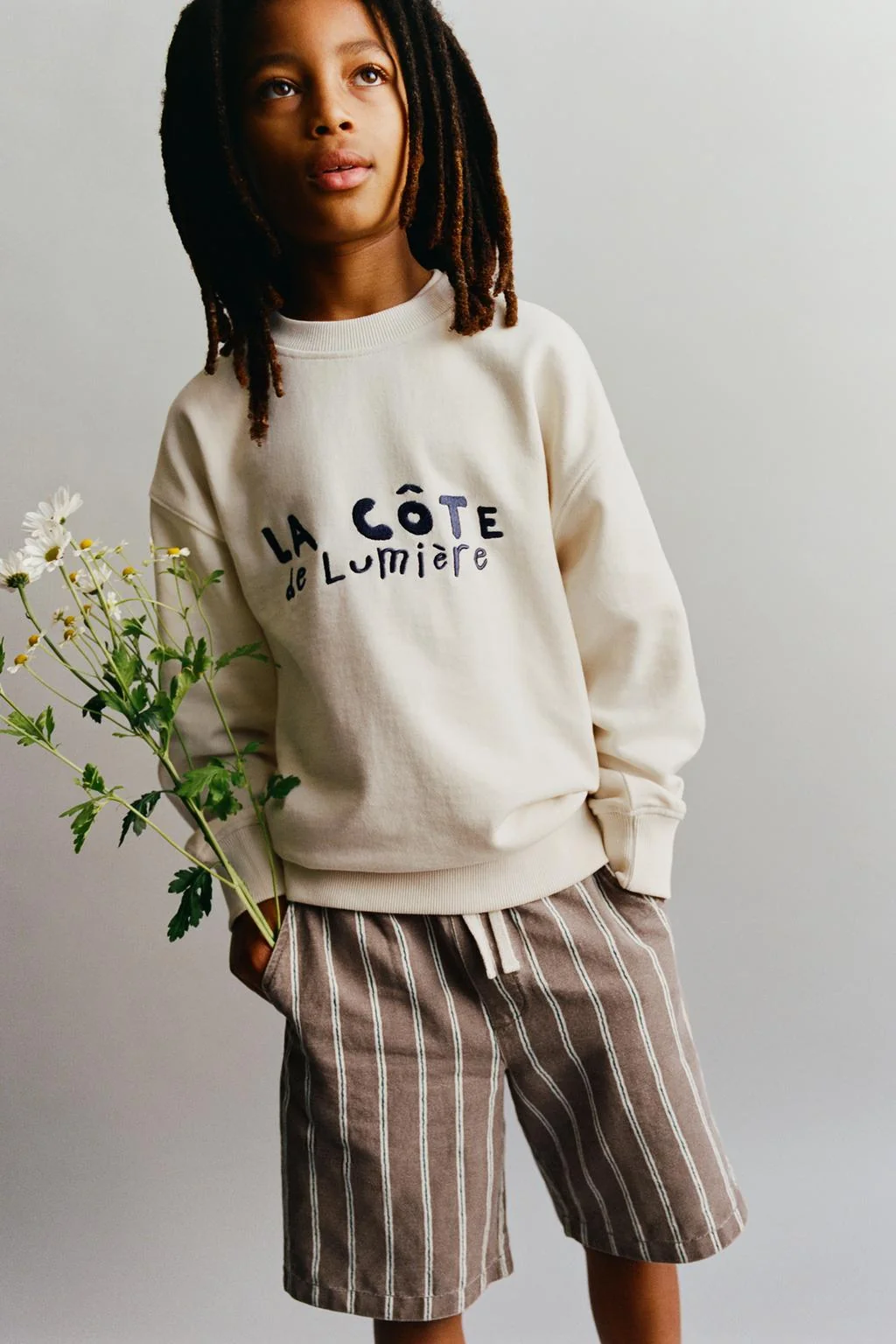 EMBROIDERED SLOGAN SWEATSHIRT