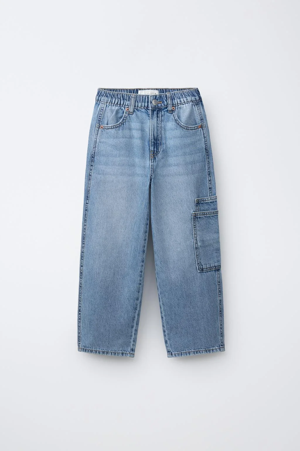 LOOSE-FITTING CARGO JEANS