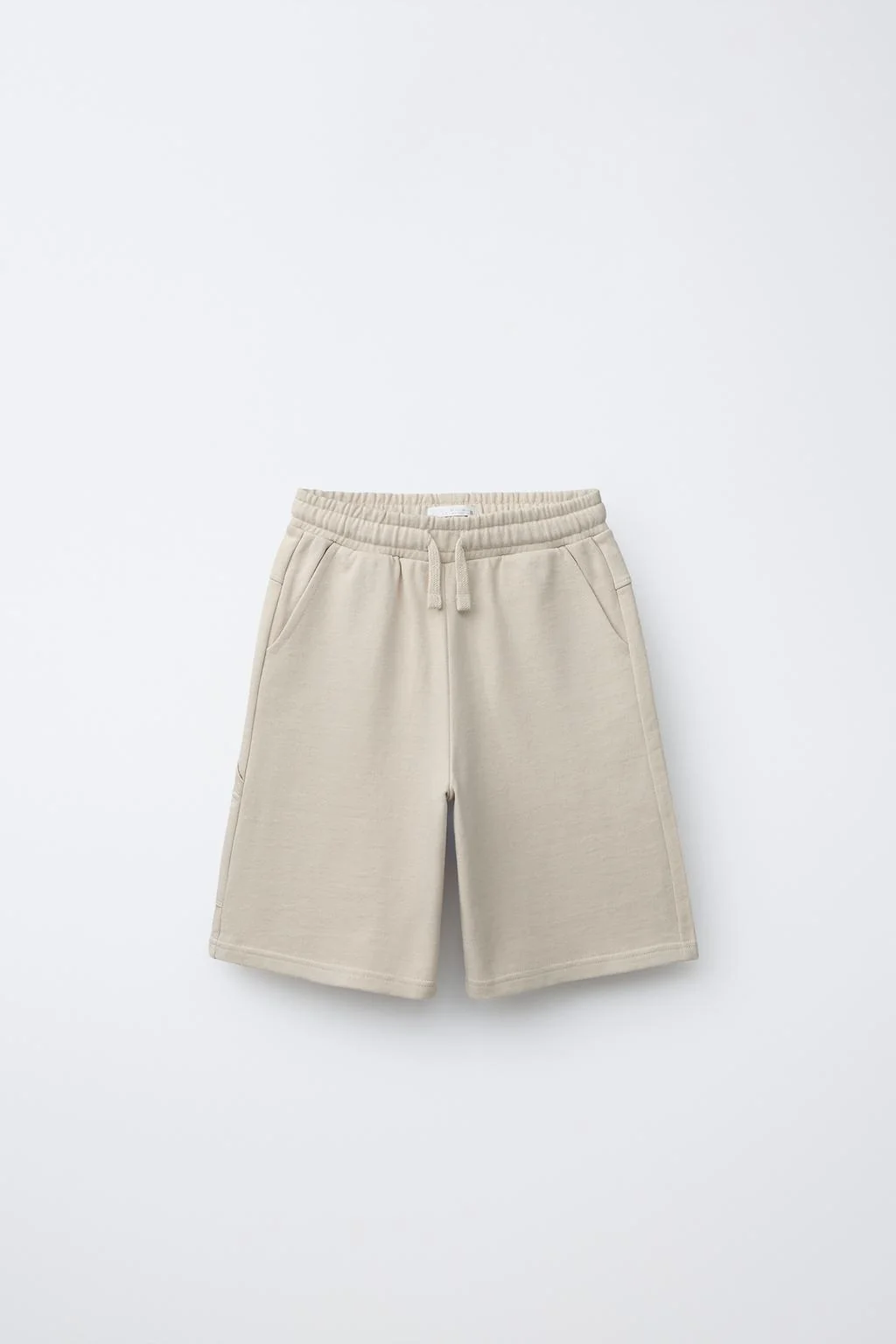 CARPENTER BERMUDA SHORTS