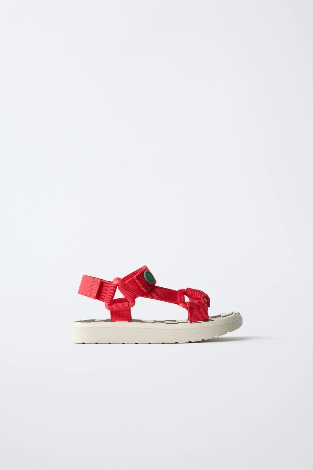 SPORTY SANDALS