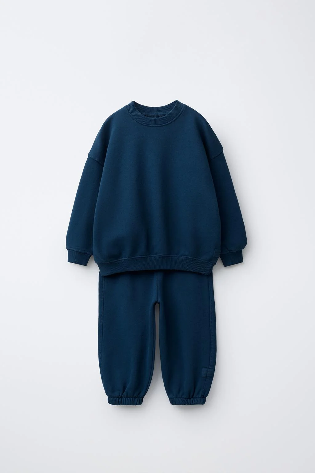 Набор: свитшот с лейблом и джоггеры — Джоггеры