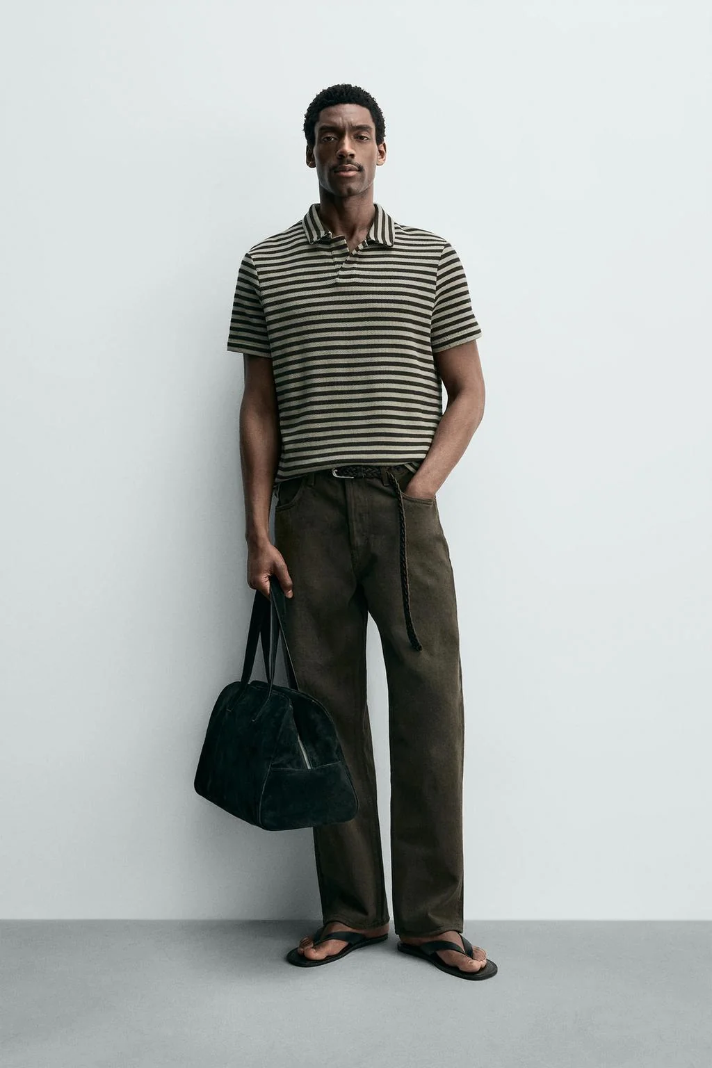 REGULAR FIT TEXTURED POLO SHIRT