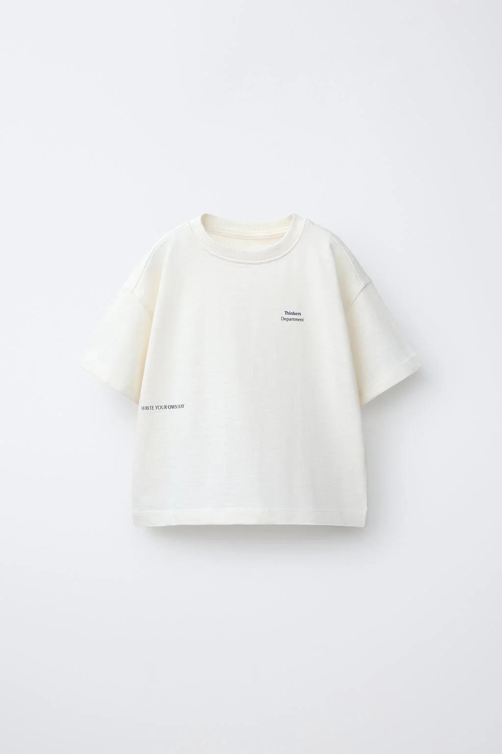 Футболка с логотипом — КЛУБ ЧУДЕСНЫХ ДЕТЕЙ