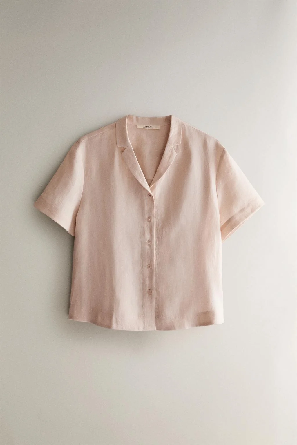 SHORT-SLEEVED LINEN SHIRT