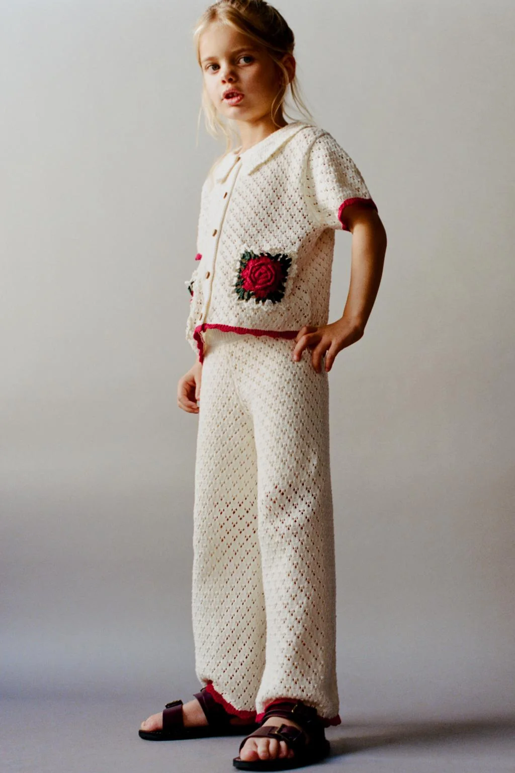 Трикотажные кюлоты с вязаным цветком — Трикотаж