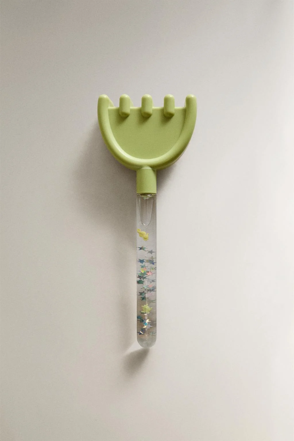 KIDS’ GLITTERY BEACH RAKE TOY