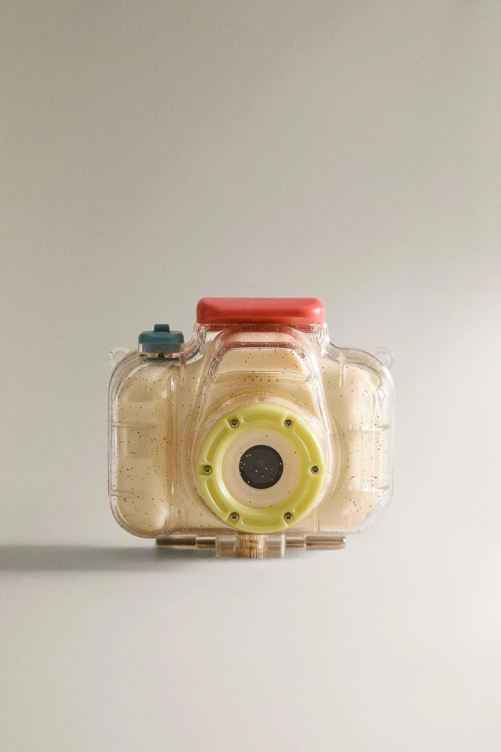 UNDERWATER CAMERA