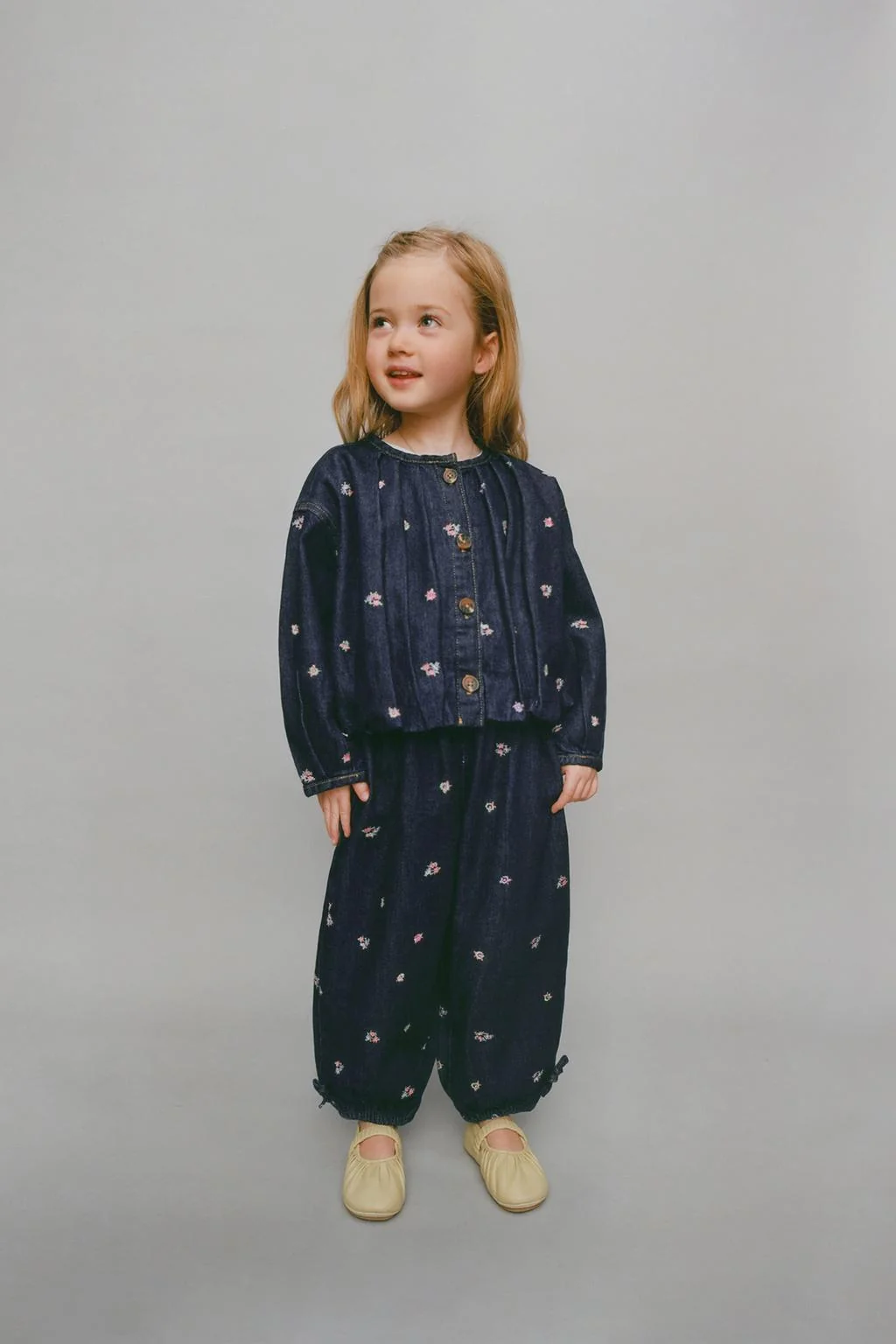 Брюки-саруэль с вышитыми цветами — Трендовые фасоны