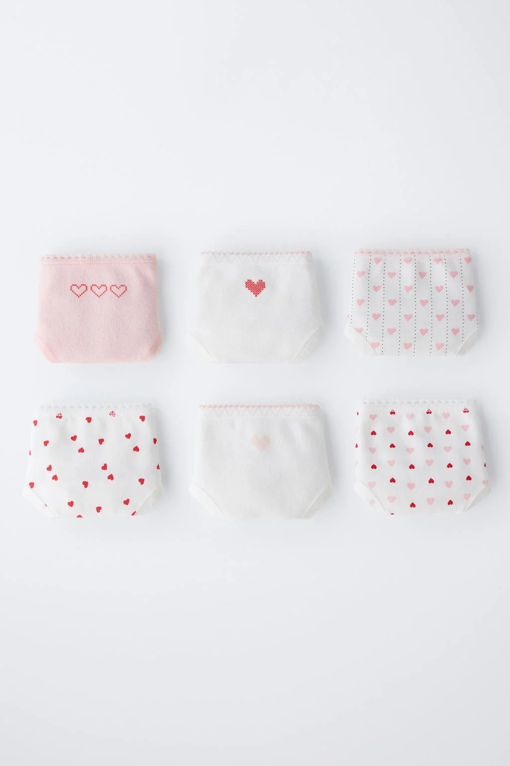 1,5-6 лет / Набор из 6 трусиков с принтом сердца