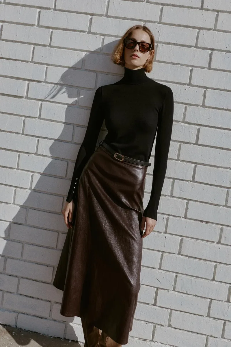 Свитер из гладкой трикотажной ткани