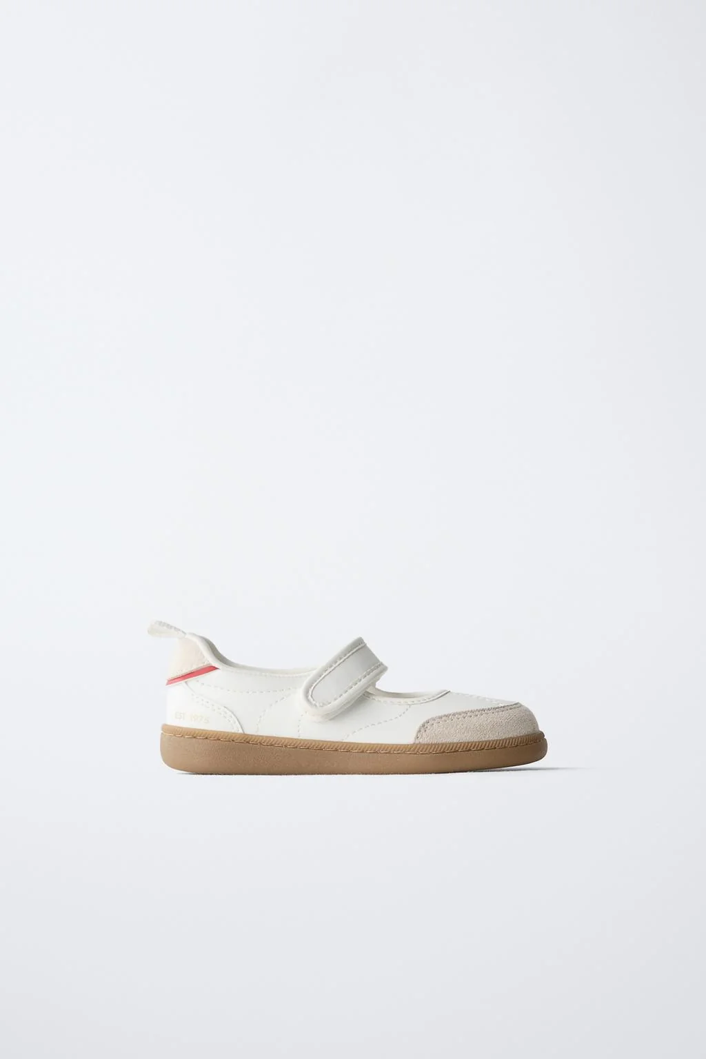 Ретро-спорт балетки