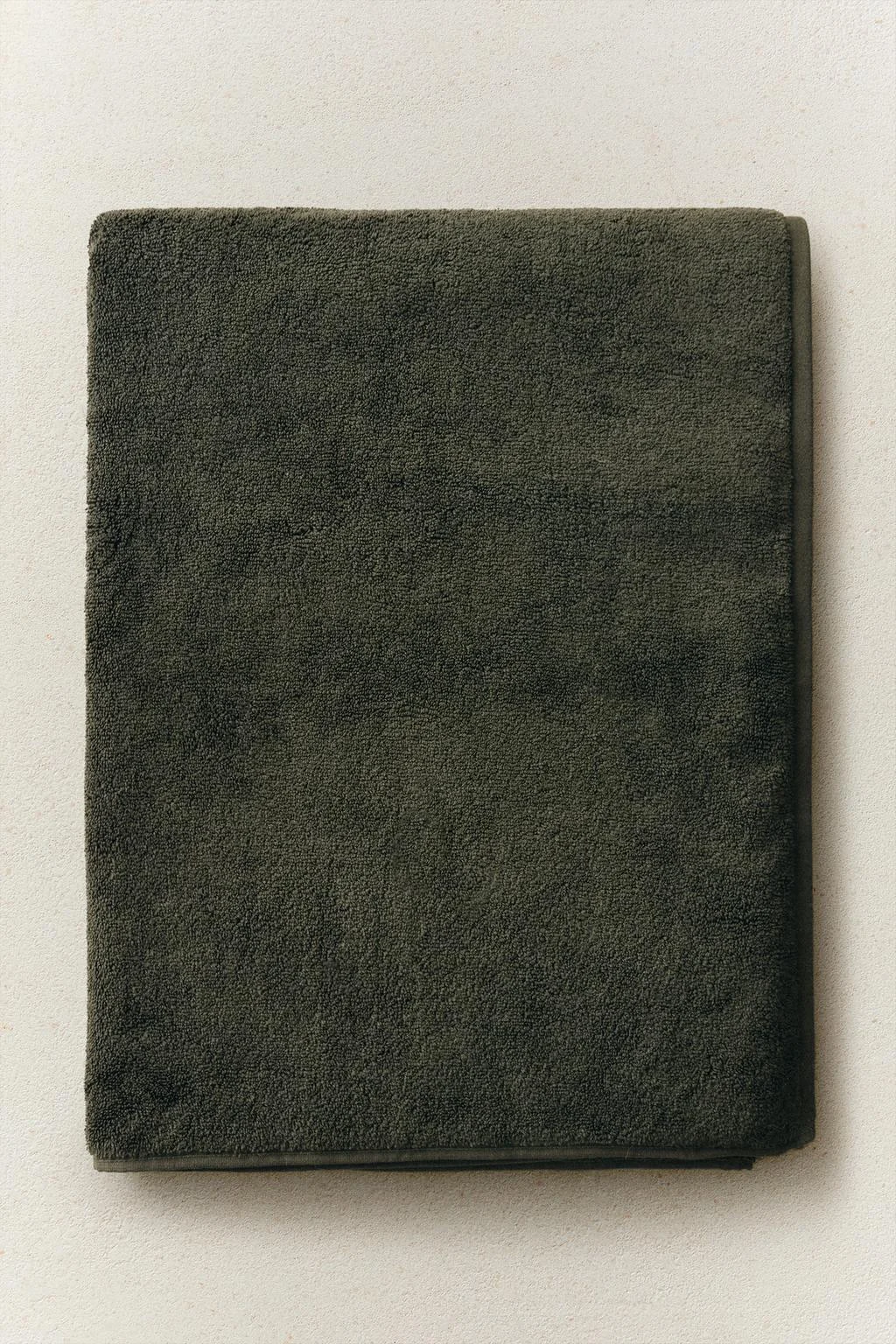 Хлопковое банное полотенце без декора (800 GSM²)