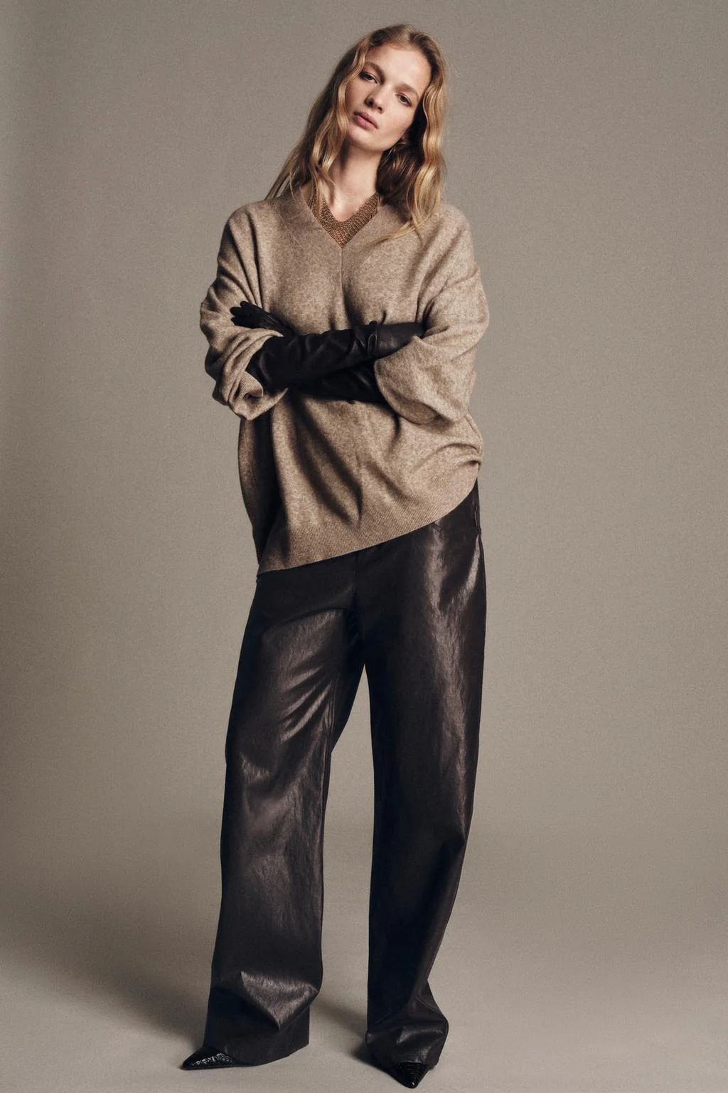 Свитер оверсайз из шерсти