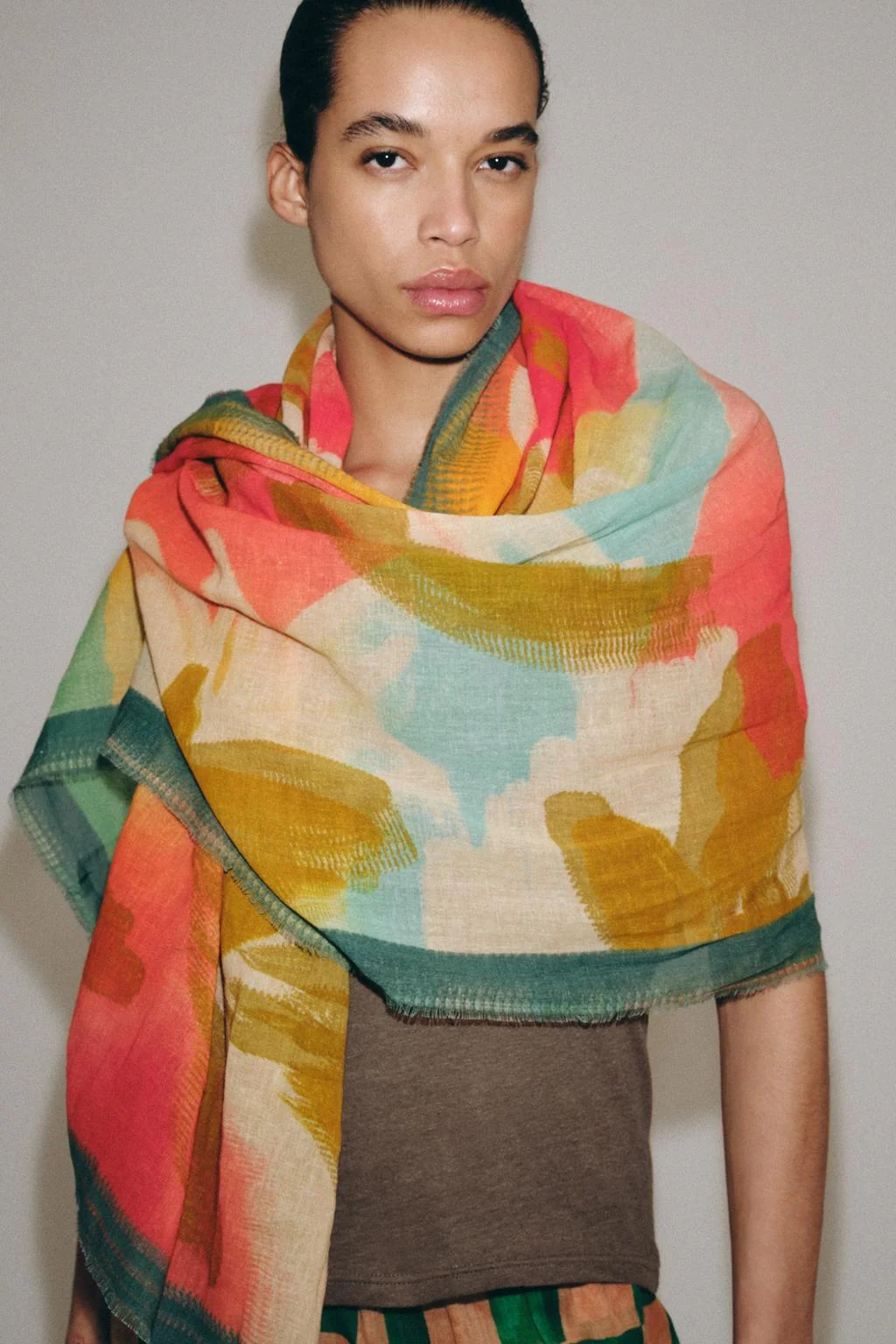 WATERCOLOUR PRINT LINEN BLEND SCARF