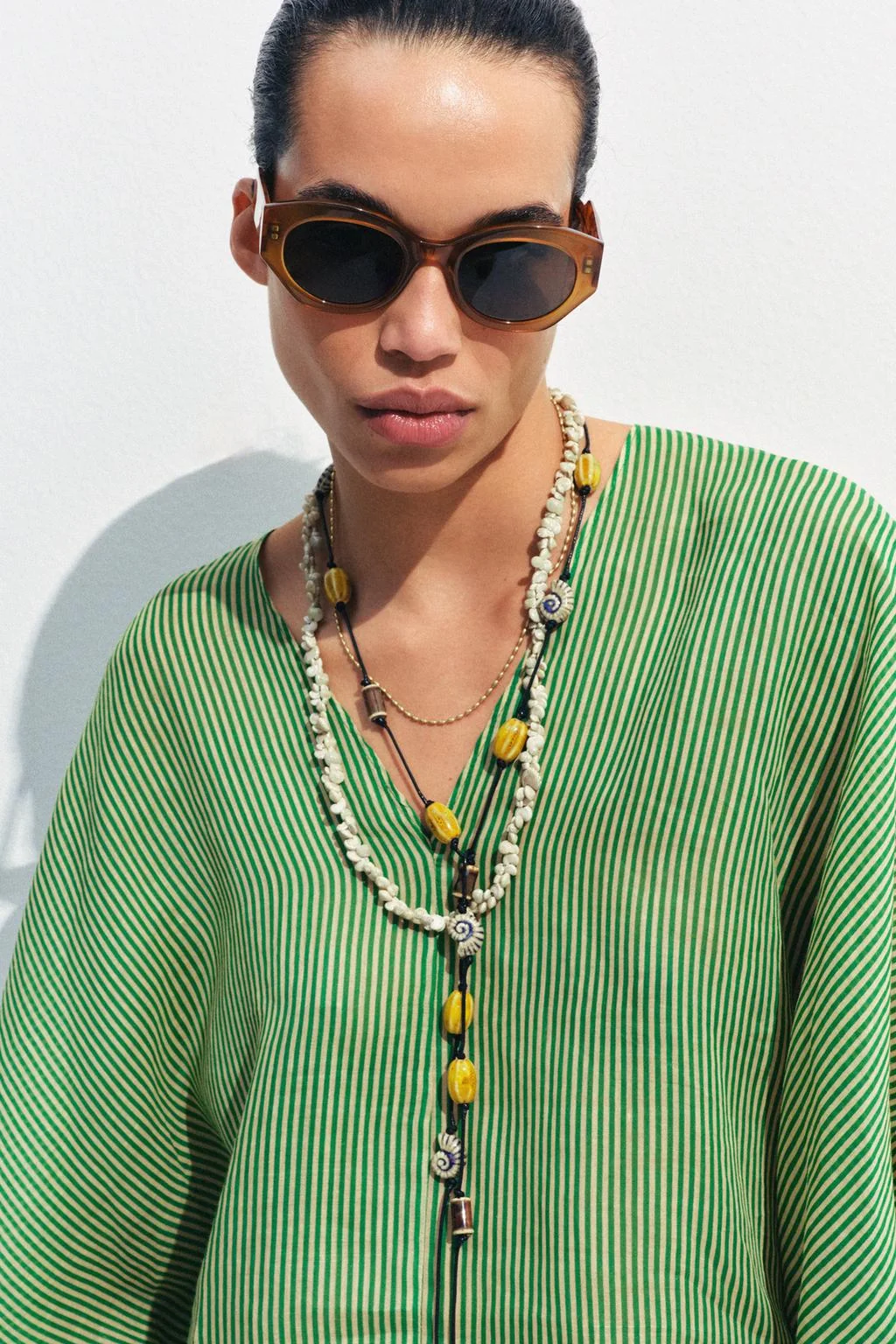 PACK OF 3 NECKLACES WITH CERAMIC SHELLS