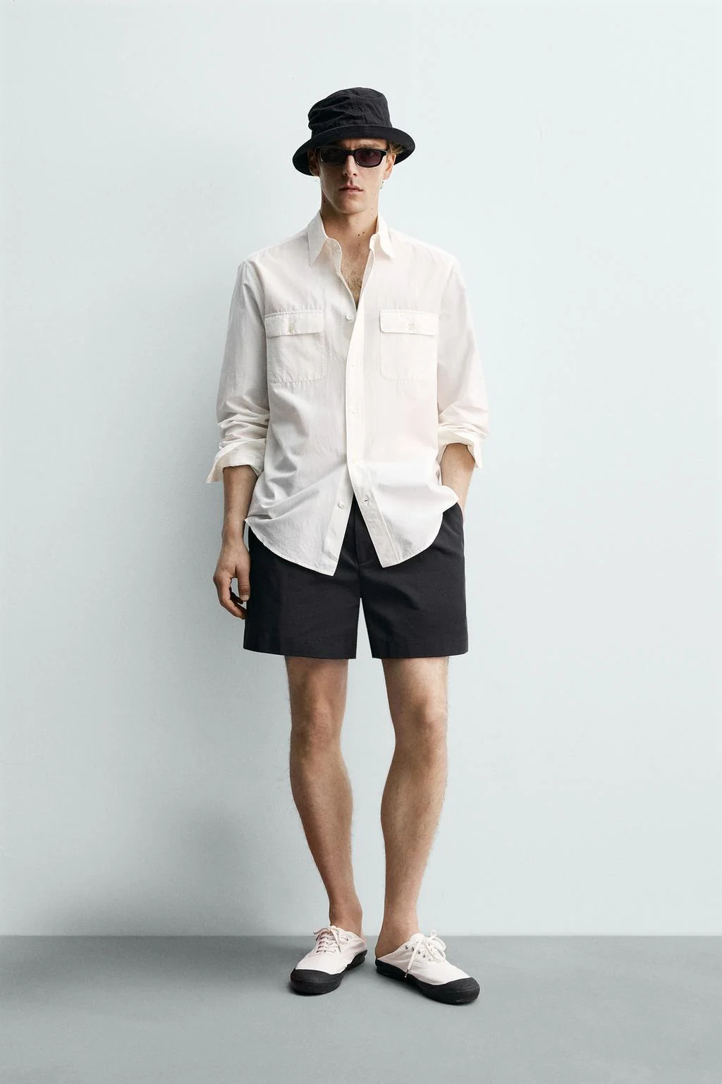 PLEATED BERMUDA SHORTS AARON LEVINE X ZARA