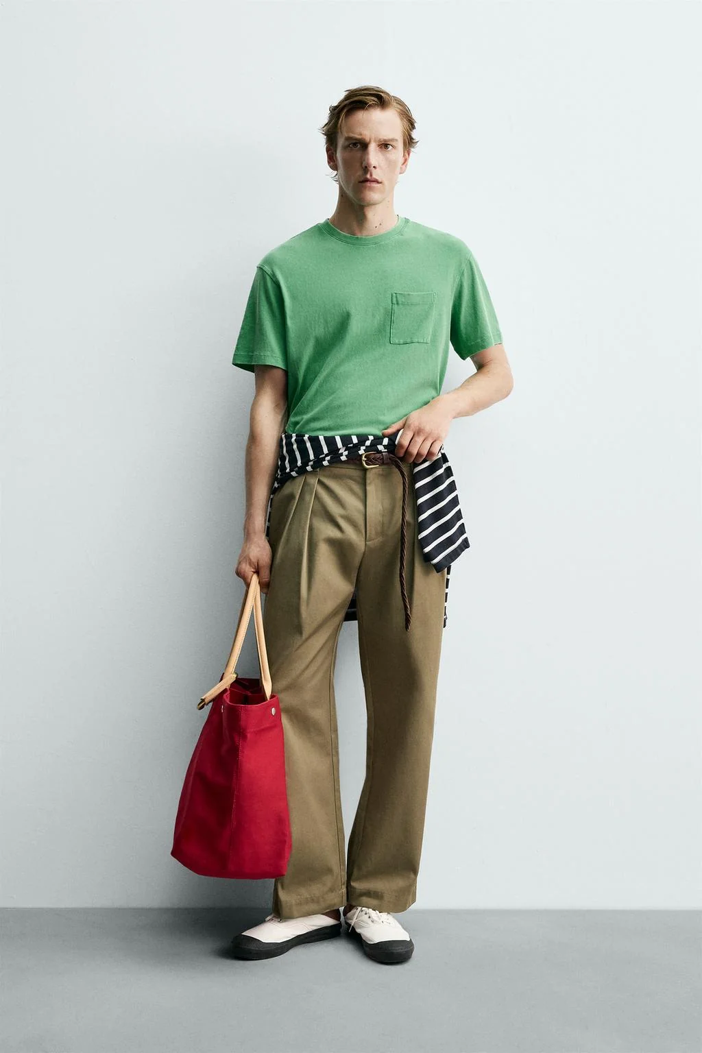 T-SHIRT WITH POCKET AARON LEVINE X ZARA