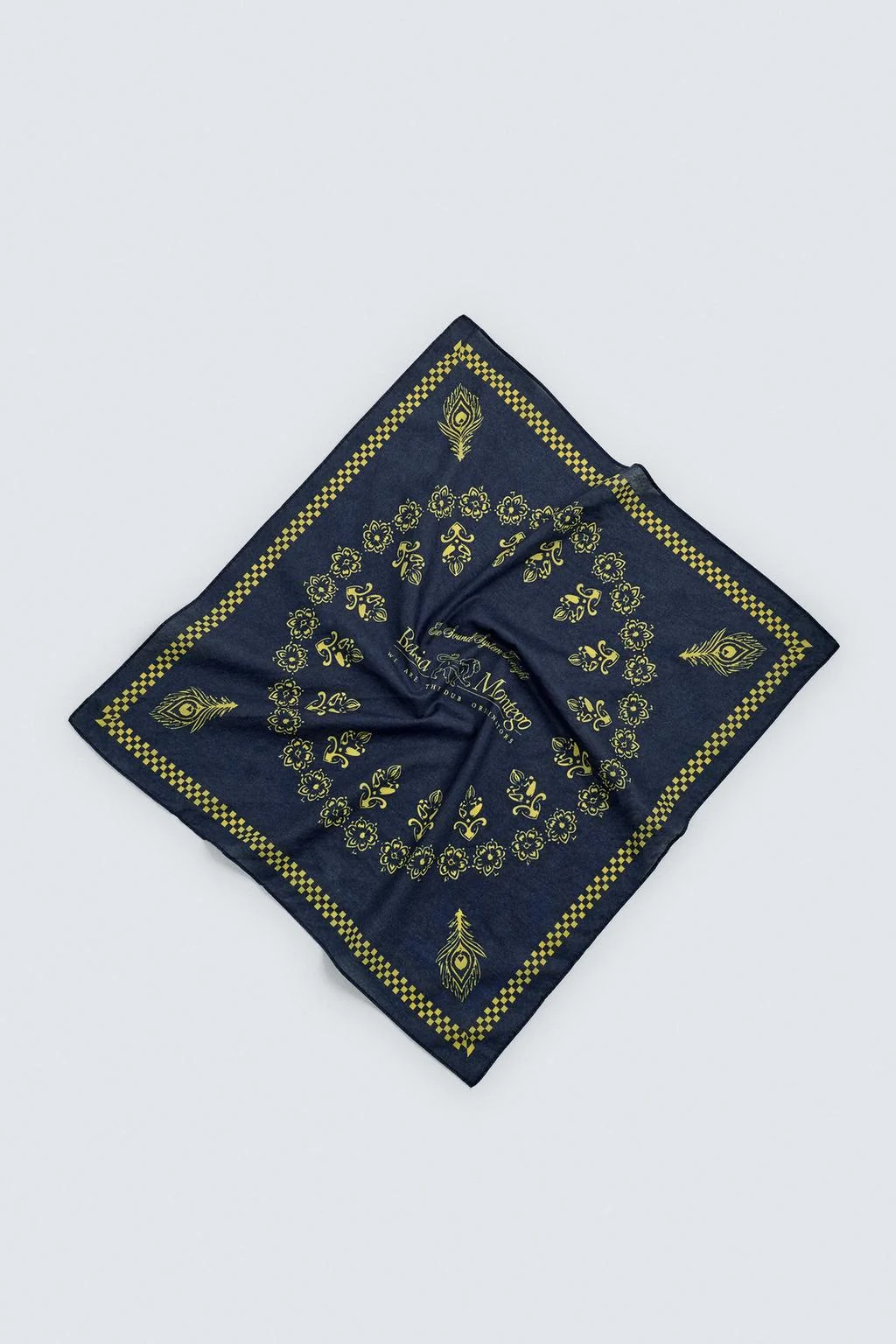 GEOMETRIC GRAPHIC PRINT BANDANA