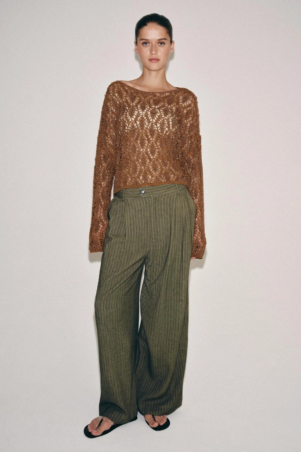 CUTWORK KNIT BELL SLEEVE JUMPER