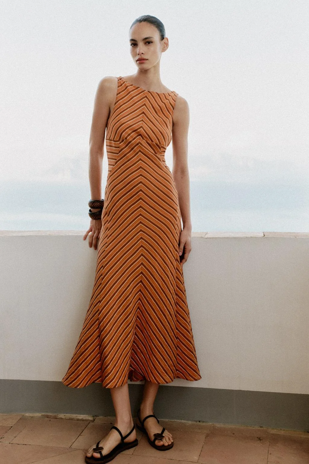 STRIPED MIDI DRESS WITH OPEN BACK