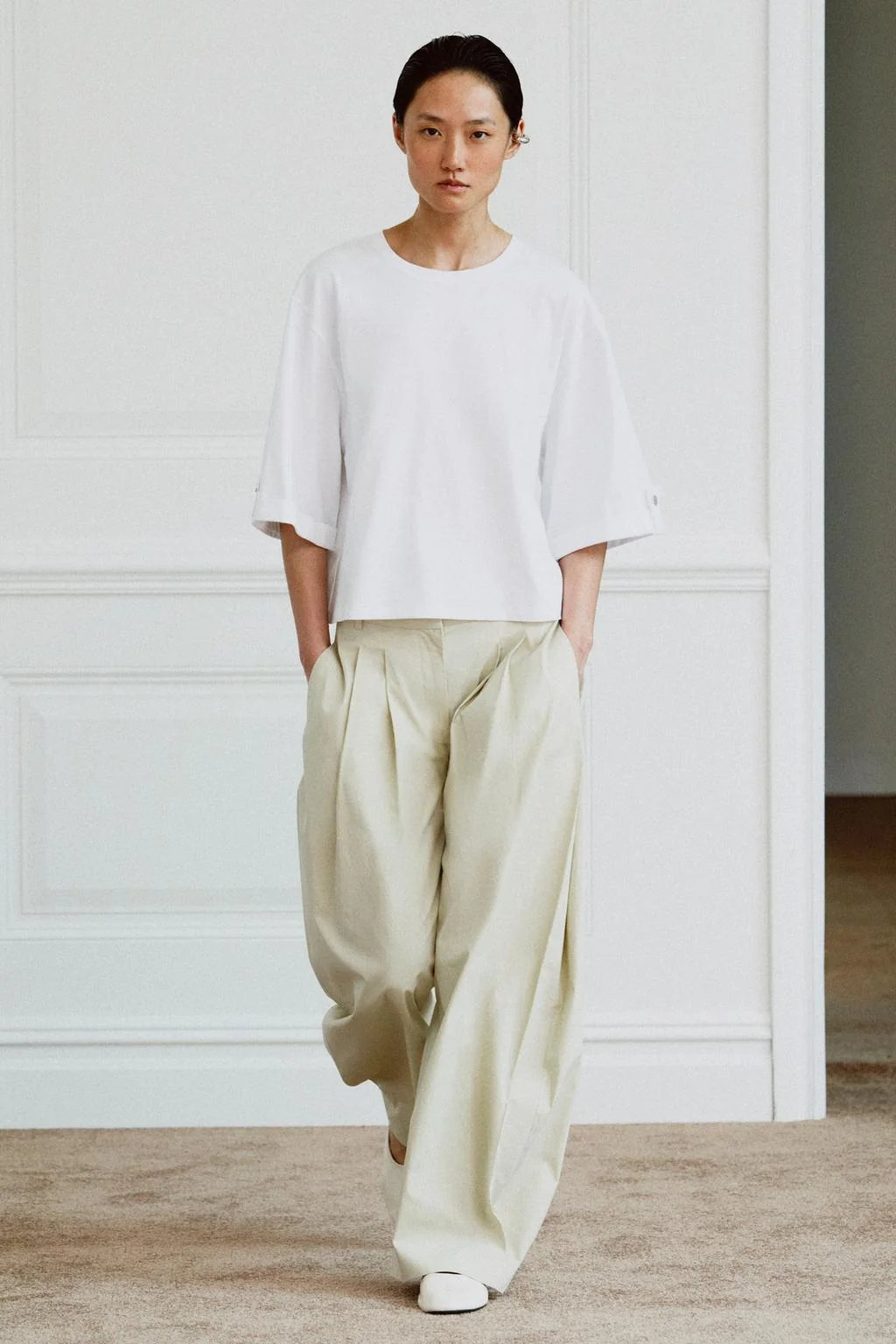 ASYMMETRIC BUTTON T-SHIRT