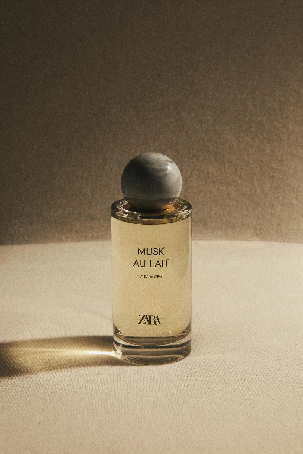 MUSK AU LAIT PERFUME 100ML (3.4 FL. OZ).