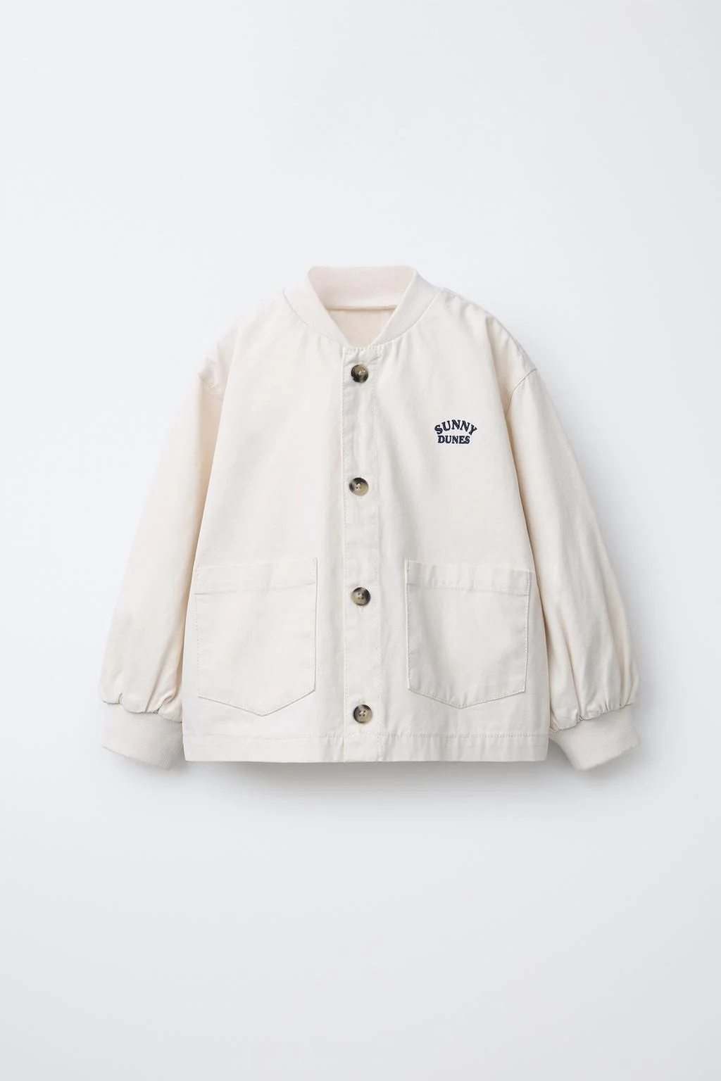 Бомбер с вышивкой