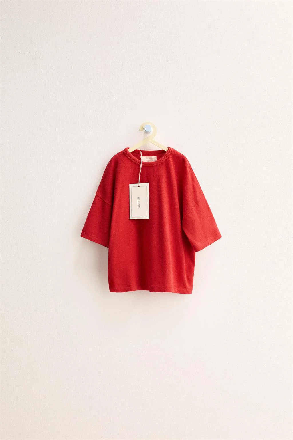 ZARA TIMELESS - Футболка из хлопка и льна