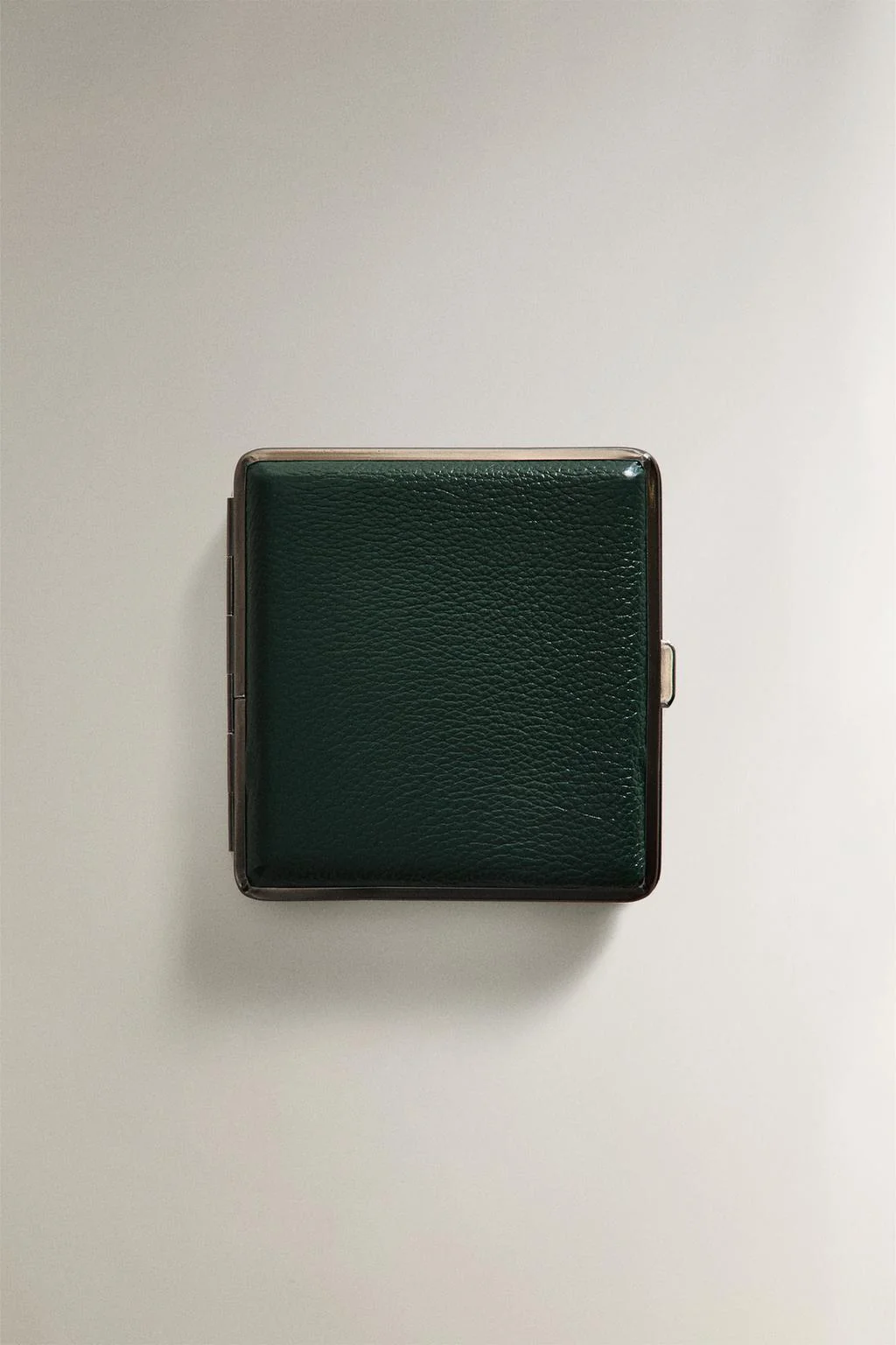GREEN LEATHER CIGARETTE CASE