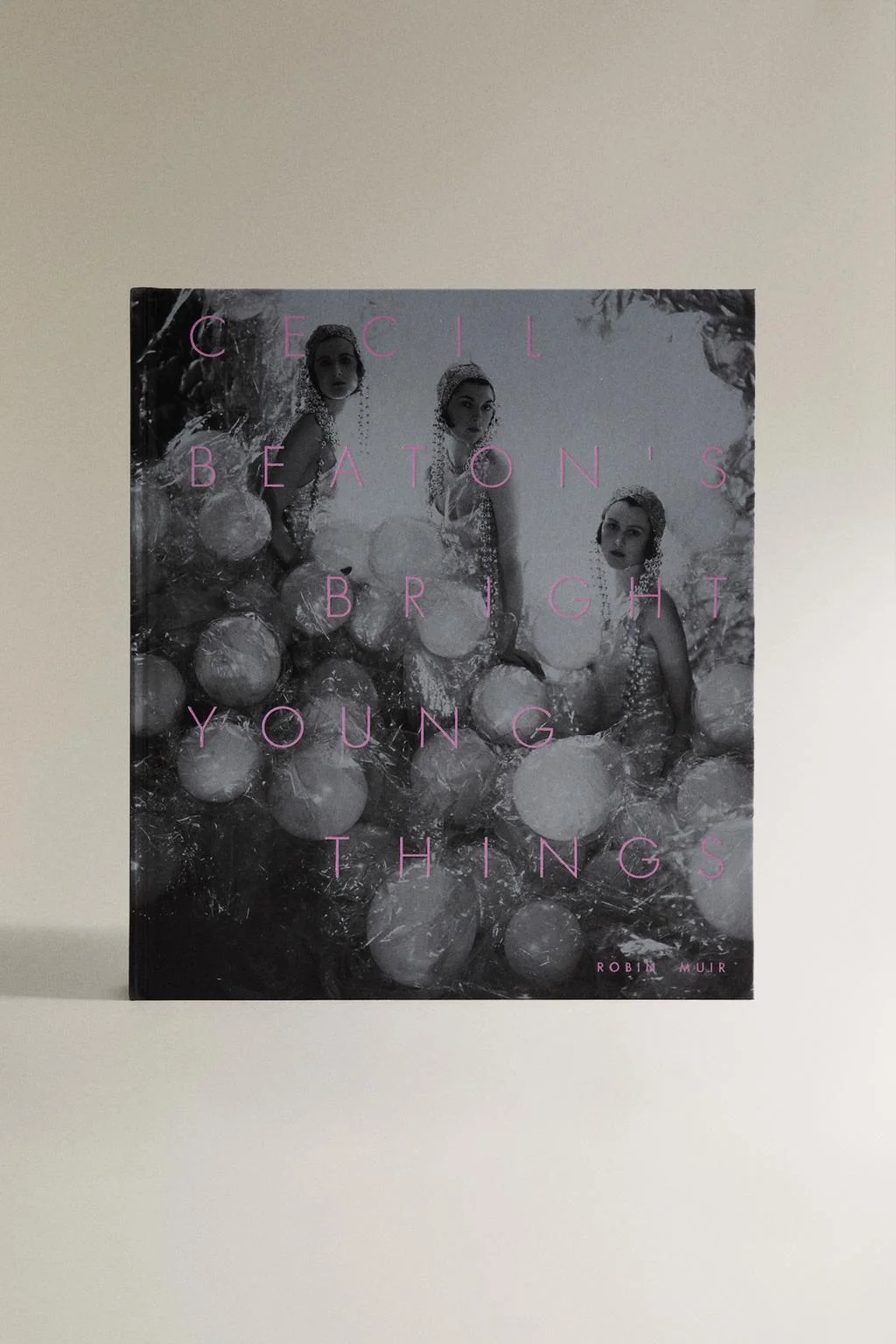 CECILE BEATON'S - BRIGHT YOUNG THINGS BOOK (ENGLISH)