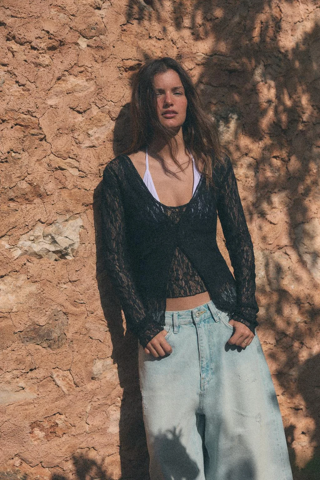 DOUBLE EFFECT LACE TOP