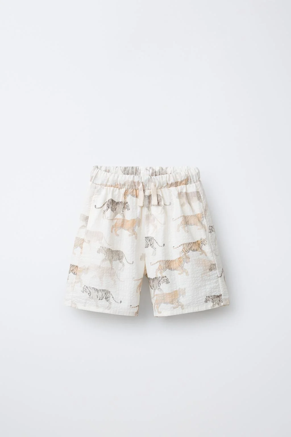 Шорты-бермуды с животным принтом — ТОТАЛЬНЫЙ ОБРАЗ