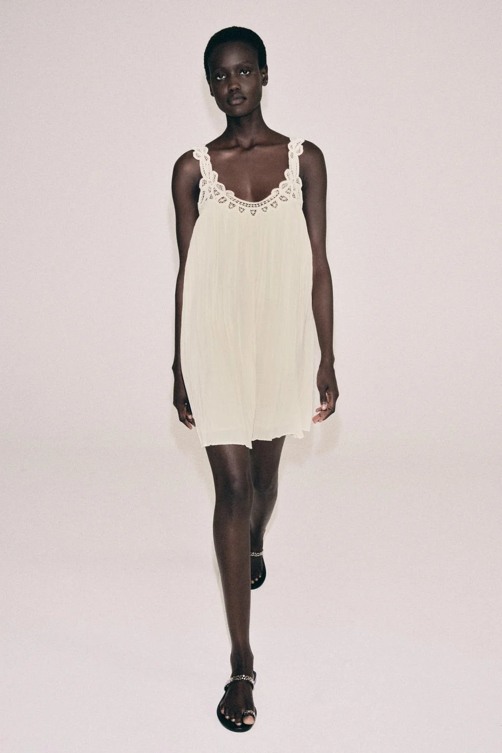 ZW COLLECTION EMBROIDERED STRAPPY DRESS