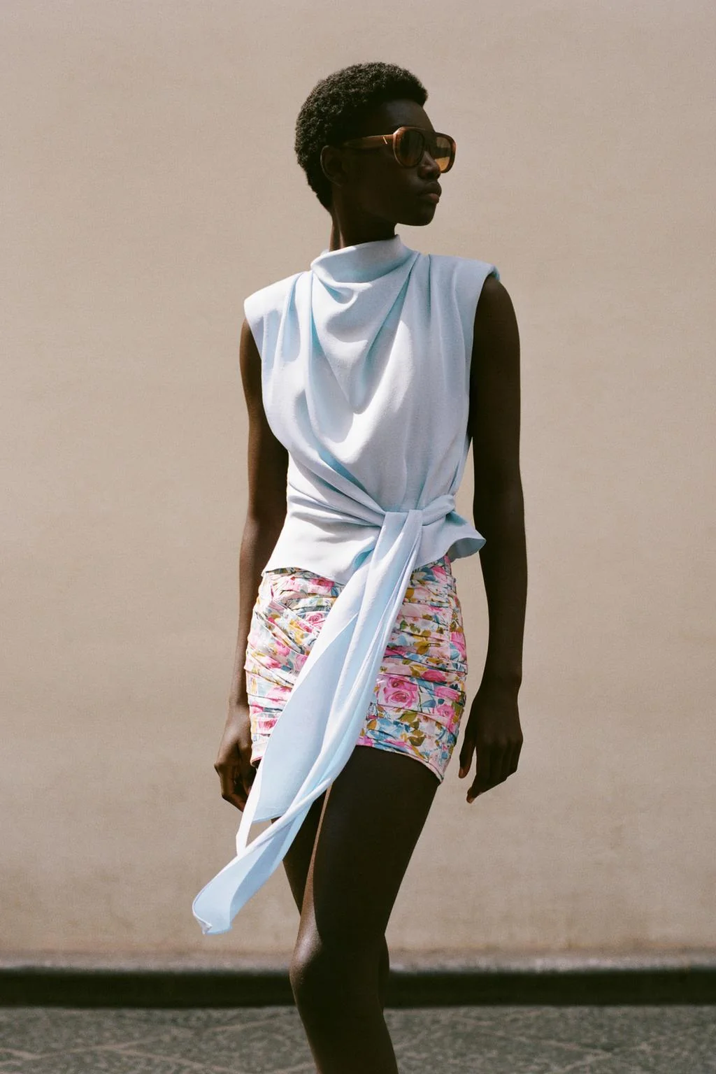 DRAPED FLORAL PRINT MINI SKIRT