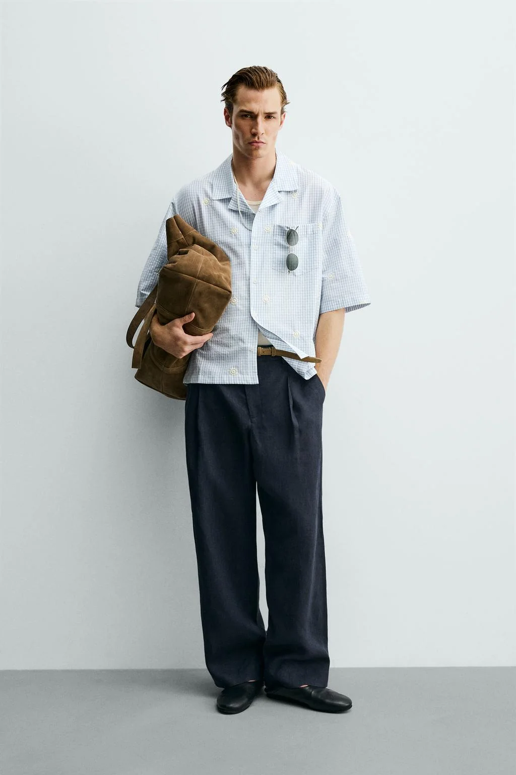 EMBROIDERED FLORAL RELAXED FIT SHIRT