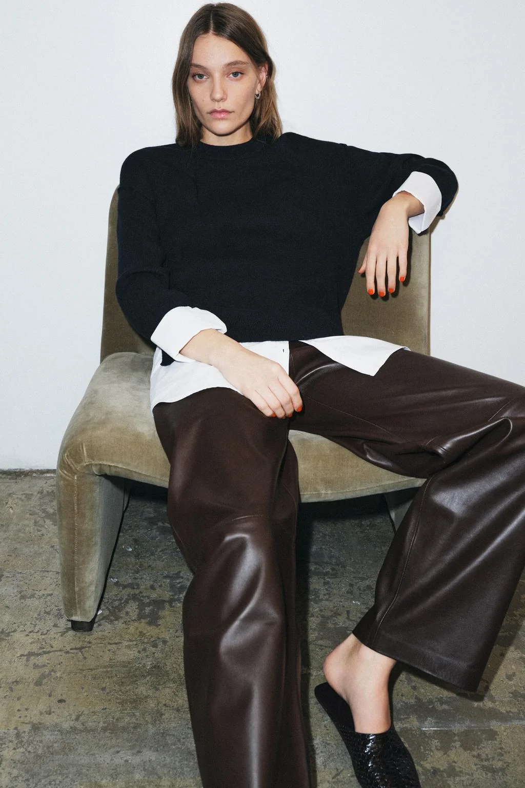 Свитер с контрастным поплином