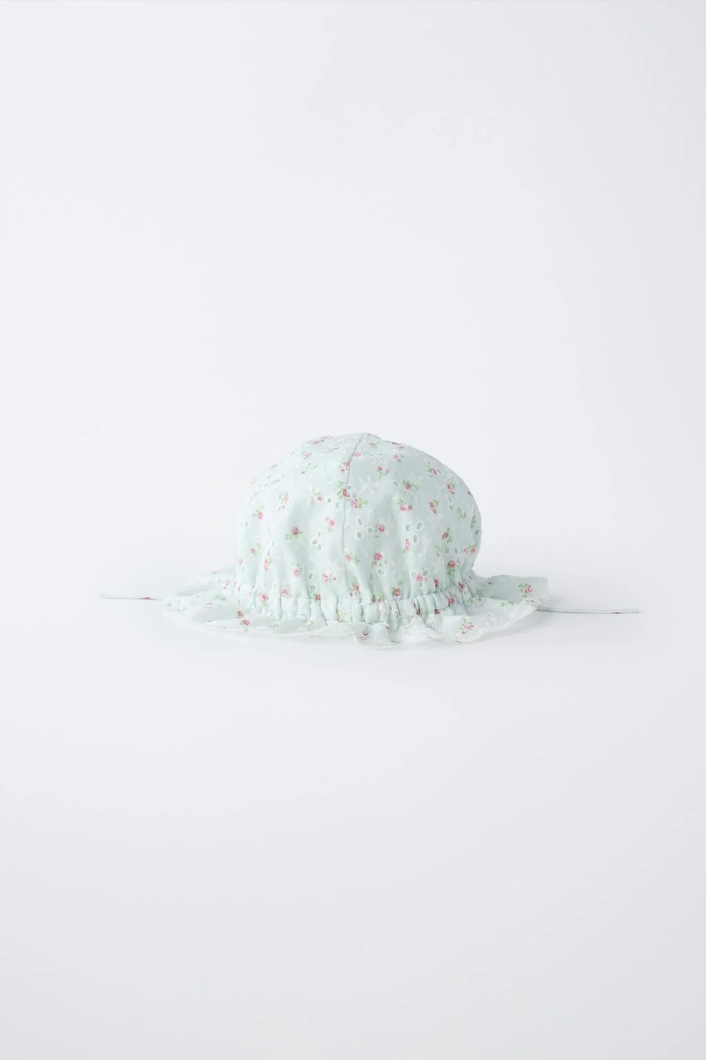 Швейцарская вышитая кепка с цветочным принтом — Аксессуары