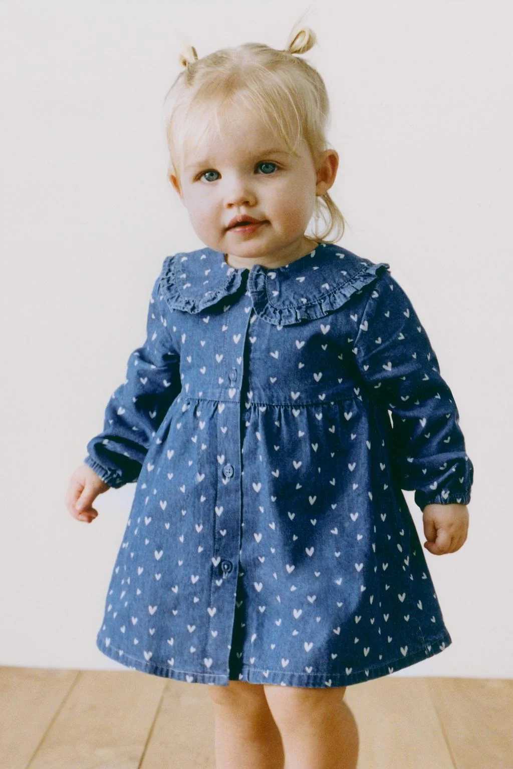 Джинсовое платье с принтом сердца и трусики